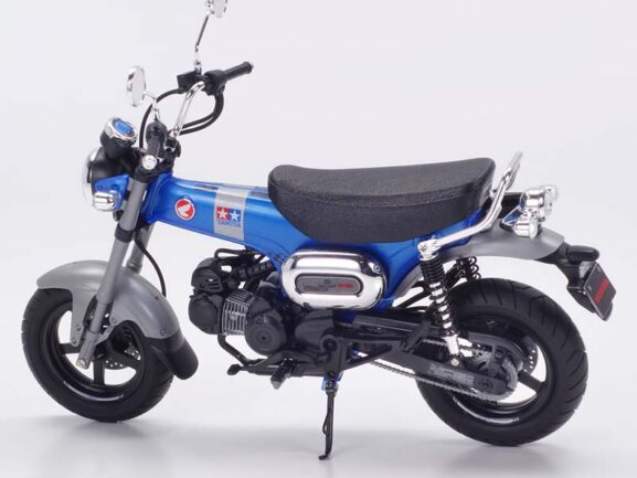 Мотоцикл Honda Dax 125 — изображение 4