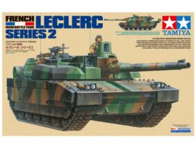 Французский основной танк Leclerc Series 2 с фигурой командира