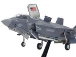 Истребитель-бомбардировщик Lockheed Martin F-35B Lightning II (60793) — изображение 22