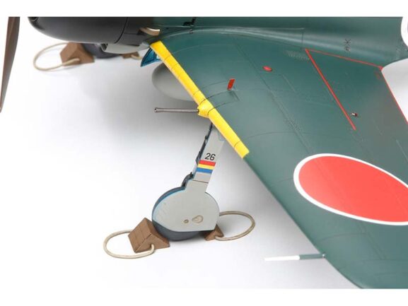 Японский легкий истребитель Mitsubishi A6M5 Zero Fighter (Zeke) (1:48) — изображение 7