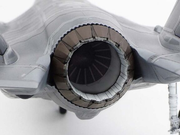 Истребитель-бомбардировщик Lockheed Martin F-35A Lightning II (1:48) — изображение 6