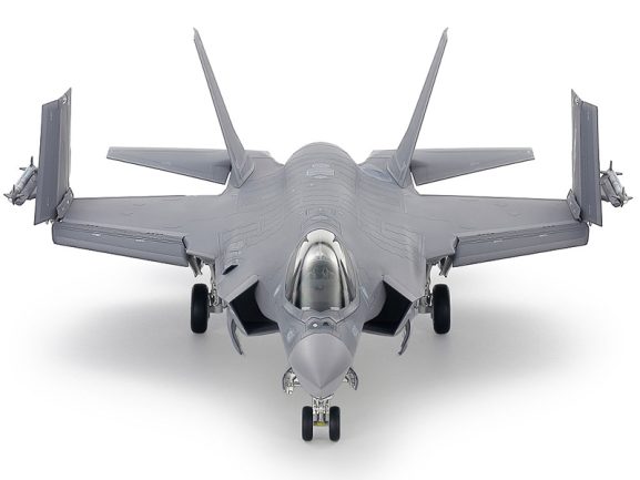 Истребитель-бомбардировщик Lockheed Martin F-35C Lightning II — изображение 15