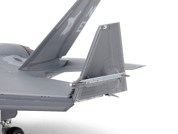 Истребитель-бомбардировщик Lockheed Martin F-35C Lightning II — изображение 5