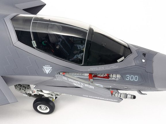 Истребитель-бомбардировщик Lockheed Martin F-35C Lightning II — изображение 7