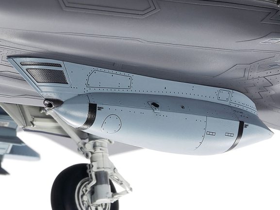 Истребитель-бомбардировщик Lockheed Martin F-35C Lightning II — изображение 10