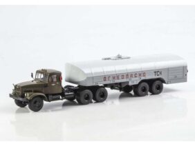Седельный тягач КрАЗ-258Б1 с полуприцепом-цистерной ТЗ-22 (хаки-серый)