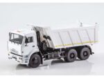 Самосвал КАМАЗ-6520 (белый)