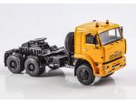 Седельный тягач КАМАЗ-65225 дорестайлинг (оранжевый) — изображение 3