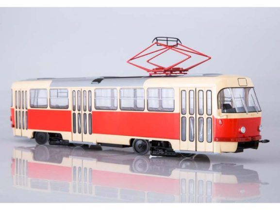 Трамвай Tatra-T3SU (красный) — изображение 15