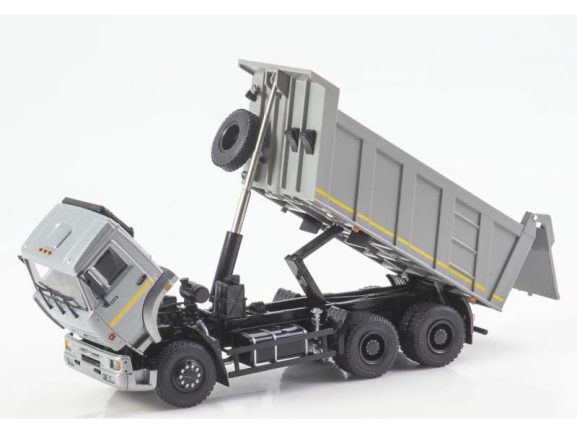 Самосвал КАМАЗ-6520 (серый) — изображение 5