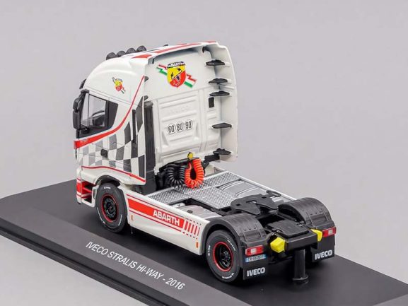 Седельный тягач Iveco FIAT E5 Hi-way Abarth 2016 — изображение 4