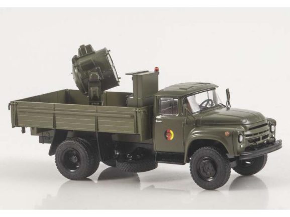 Грузовик АПМ-90 (ЗИЛ-130) прожектор NVA (народная армия ГДР) — изображение 3