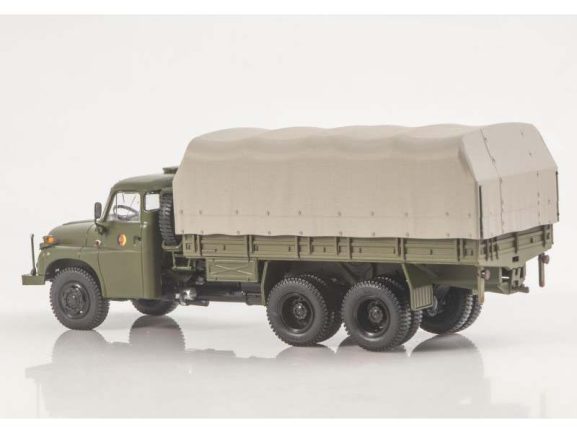 Грузовик Tatra-148VNM бортовой (с тентом) NVA (народная армия ГДР) — изображение 4