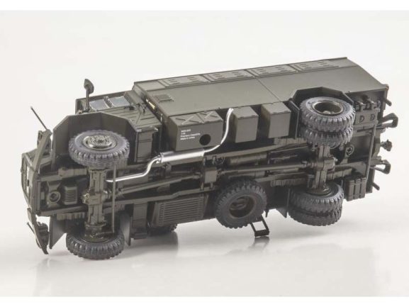 Грузовик MAN-630 хаки кунг — изображение 5