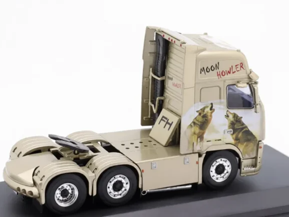 Седельный тягач Volvo FH16 Moon Howler 2003 — изображение 2