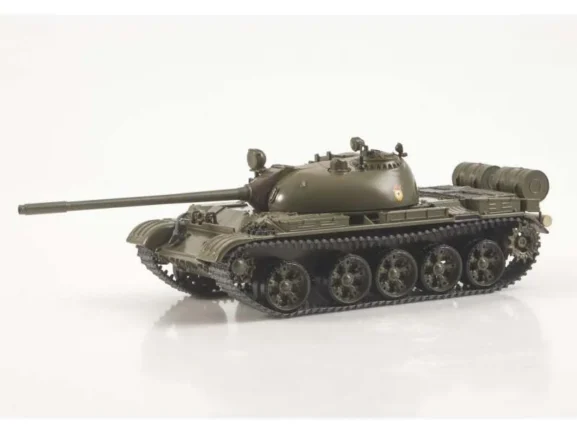 Советский средний танк Т-55 (Наши Танки №27) — изображение 6
