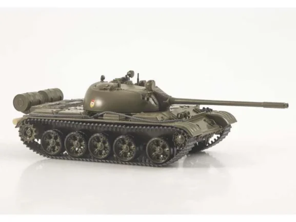 Советский средний танк Т-55 (Наши Танки №27) — изображение 5
