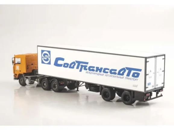 Седельный тягач Volvo F12 с полуприцепом Lamberet (Совтрансавто) — изображение 6