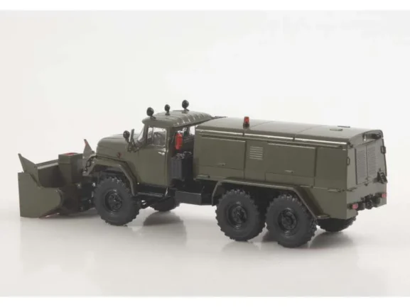 Шнекороторный снегоуборочный автомобиль ДЭ-210 (ЗИЛ-131) — изображение 4