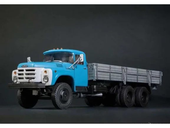 Грузовик ЗИЛ-133ГЯ бортовой (1:35) (AVD Models) — изображение 21