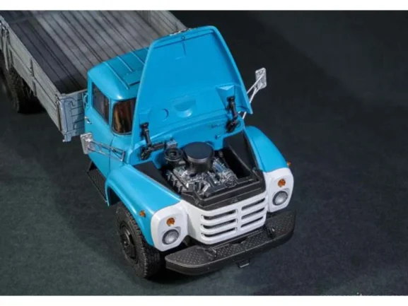Грузовик ЗИЛ-133ГЯ бортовой (1:35) (AVD Models) — изображение 18
